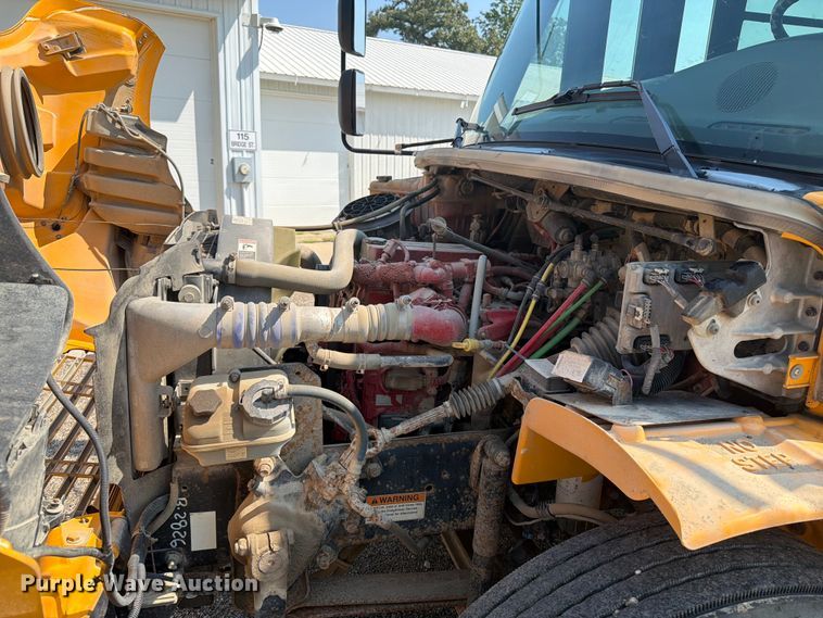 image for item OE9694 2014 Freightliner school bus
