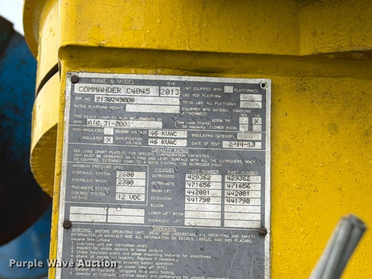 image for item OE9695 2002 International 4800 digger derrick truck