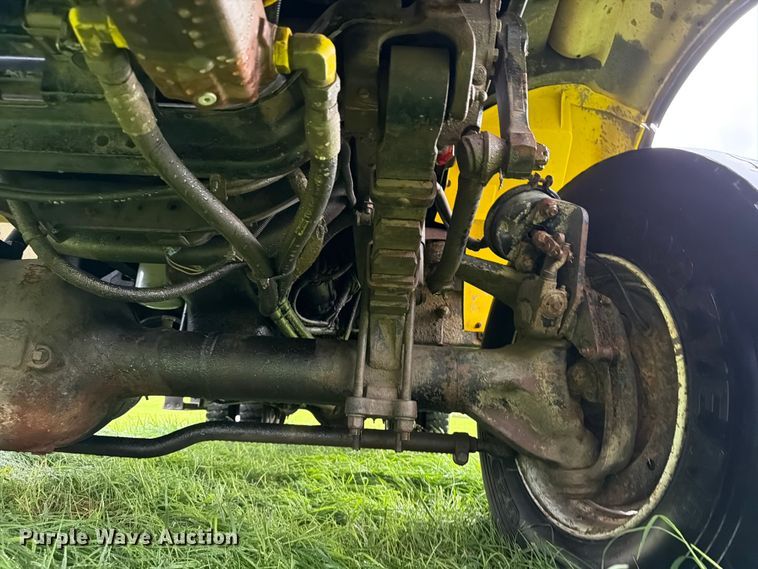 image for item OE9695 2002 International 4800 digger derrick truck