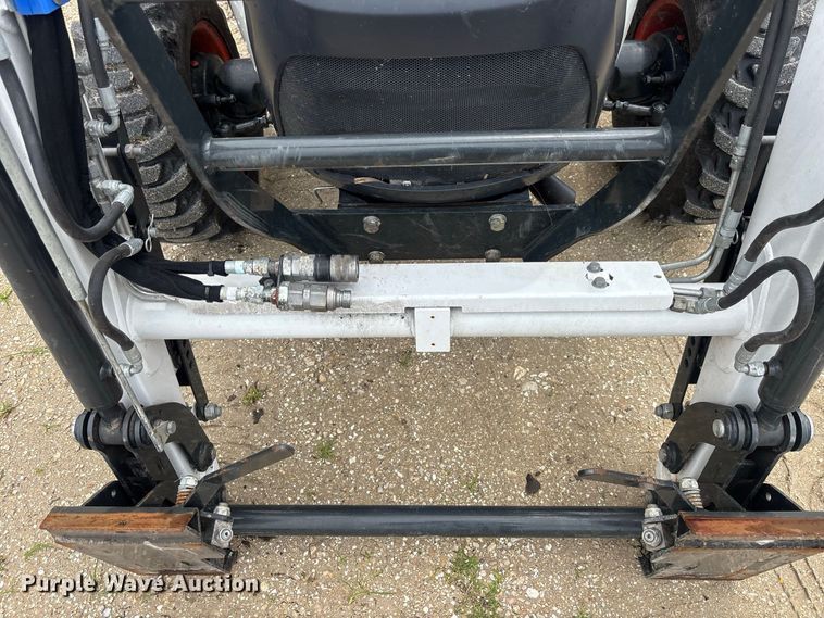 image for item DV7263 2023 Bobcat CT2040 MFWD tractor