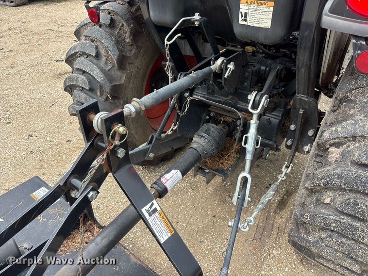 image for item DV7263 2023 Bobcat CT2040 MFWD tractor