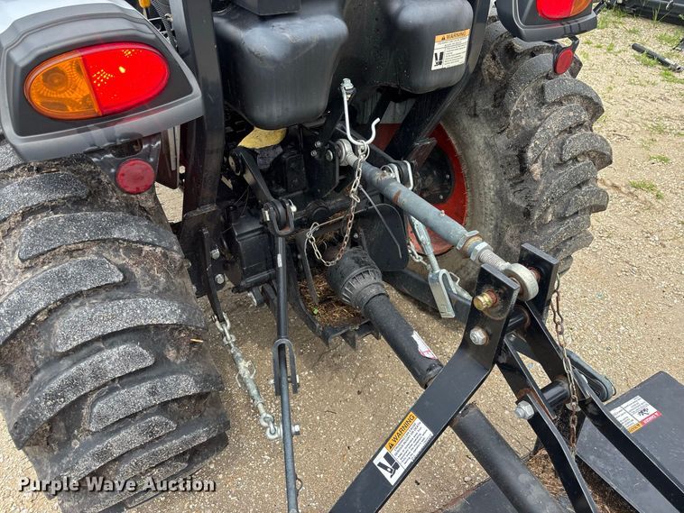 image for item DV7263 2023 Bobcat CT2040 MFWD tractor