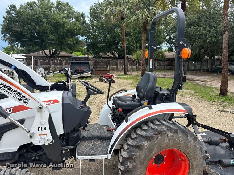 image for item DV7263 2023 Bobcat CT2040 MFWD tractor