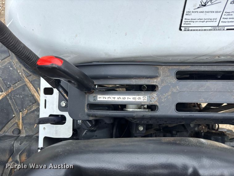 image for item DV7263 2023 Bobcat CT2040 MFWD tractor