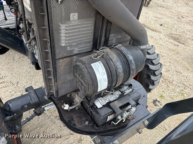 image for item DV7263 2023 Bobcat CT2040 MFWD tractor