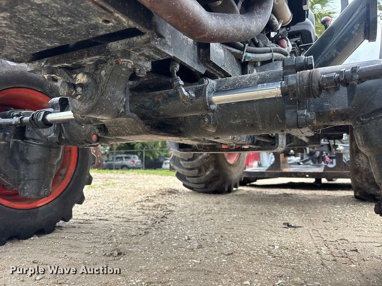image for item DV7263 2023 Bobcat CT2040 MFWD tractor
