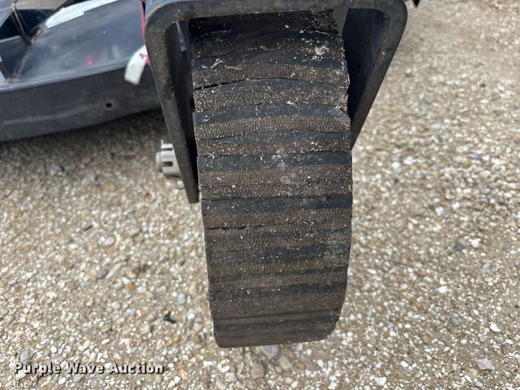 image for item DV7263 2023 Bobcat CT2040 MFWD tractor