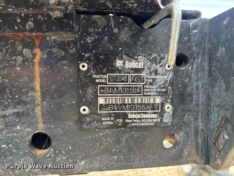 image for item DV7263 2023 Bobcat CT2040 MFWD tractor