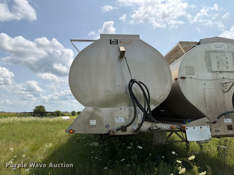 image for item DV8539 2007 Pacer Cei Equipment Company, Inc. feed delivery trailer