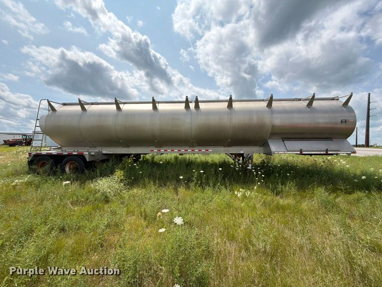 image for item DV8539 2007 Pacer Cei Equipment Company, Inc. feed delivery trailer