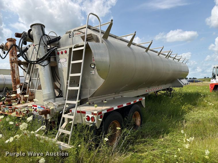 image for item DV8539 2007 Pacer Cei Equipment Company, Inc. feed delivery trailer