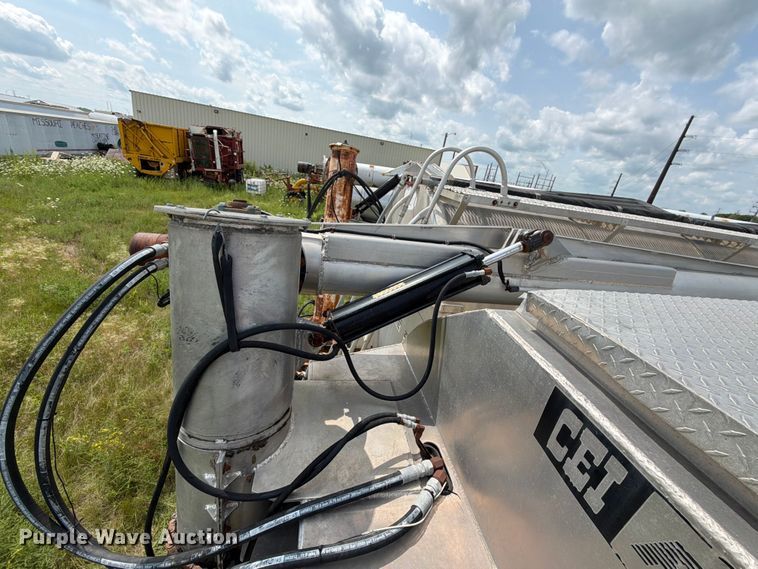 image for item DV8539 2007 Pacer Cei Equipment Company, Inc. feed delivery trailer