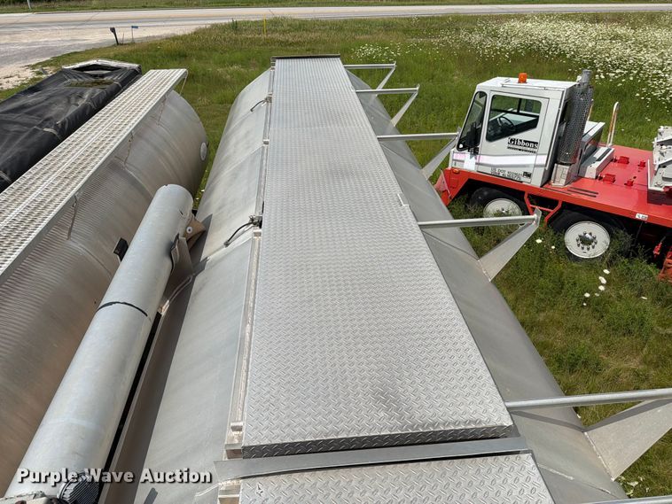 image for item DV8539 2007 Pacer Cei Equipment Company, Inc. feed delivery trailer