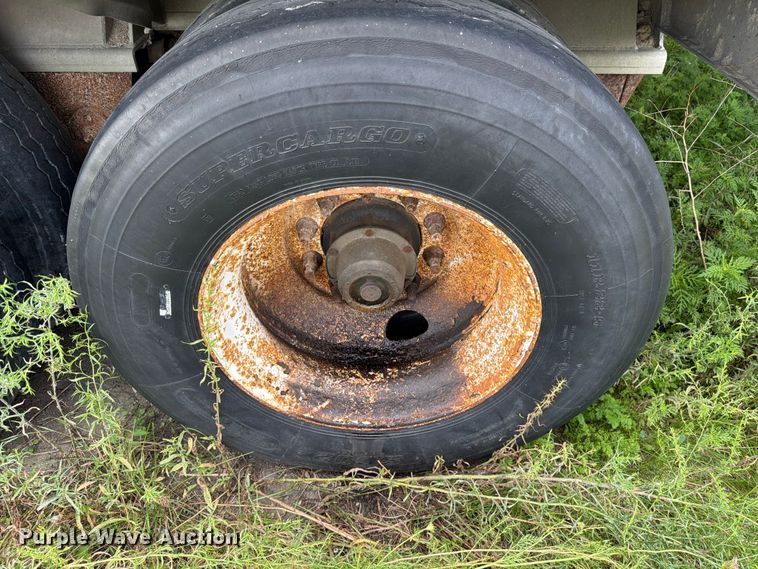 image for item DV8539 2007 Pacer Cei Equipment Company, Inc. feed delivery trailer