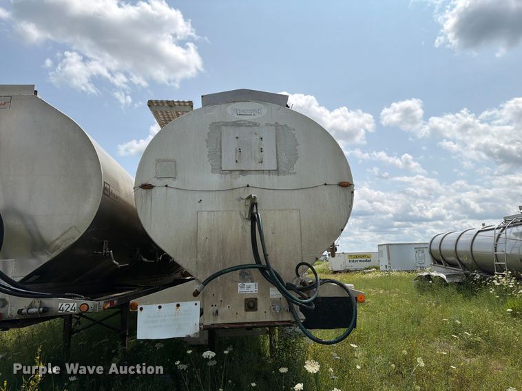 image for item DV8540 2005 Pinson feed delivery trailer