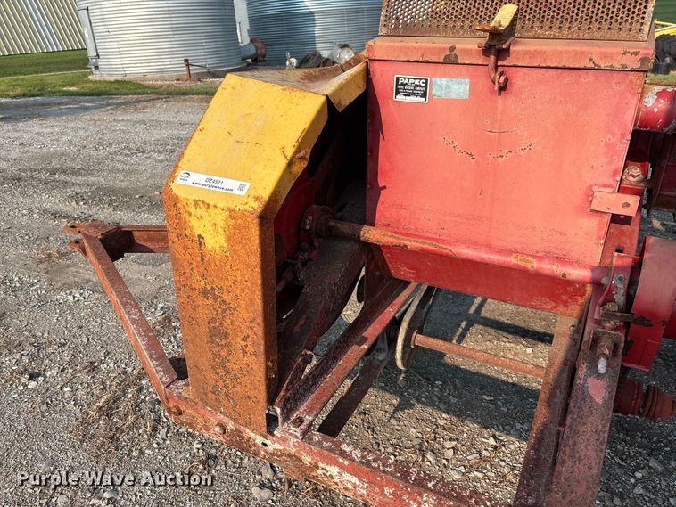 image for item DZ4521 Papec 870 feed grinder/mixer