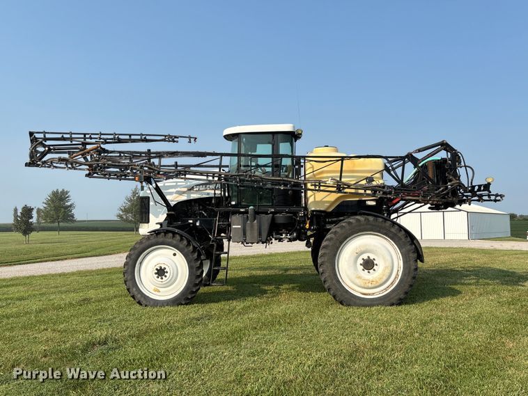 image for item DZ4522 Spra-Coupe 7650 sprayer