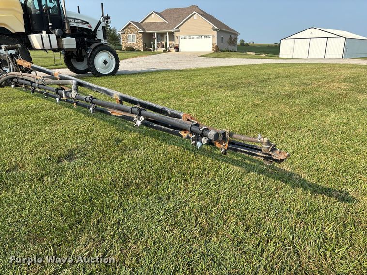 image for item DZ4522 Spra-Coupe 7650 sprayer