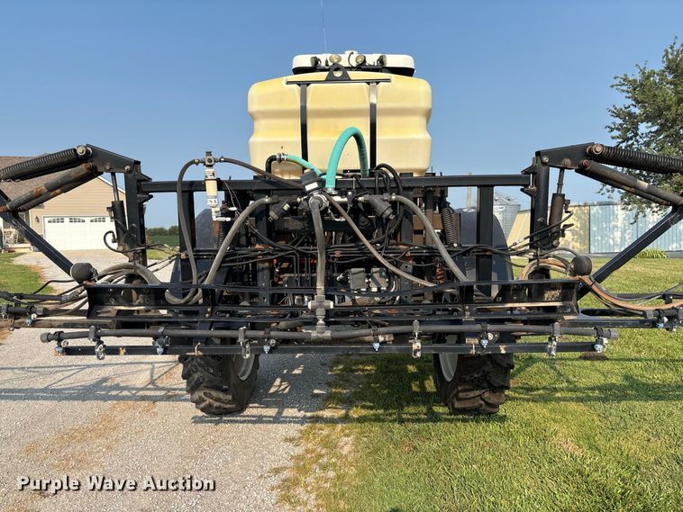 image for item DZ4522 Spra-Coupe 7650 sprayer