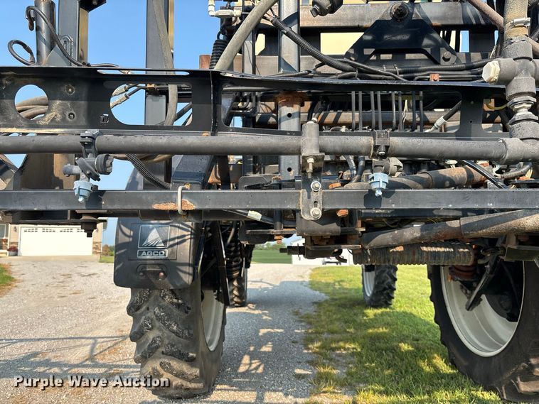 image for item DZ4522 Spra-Coupe 7650 sprayer