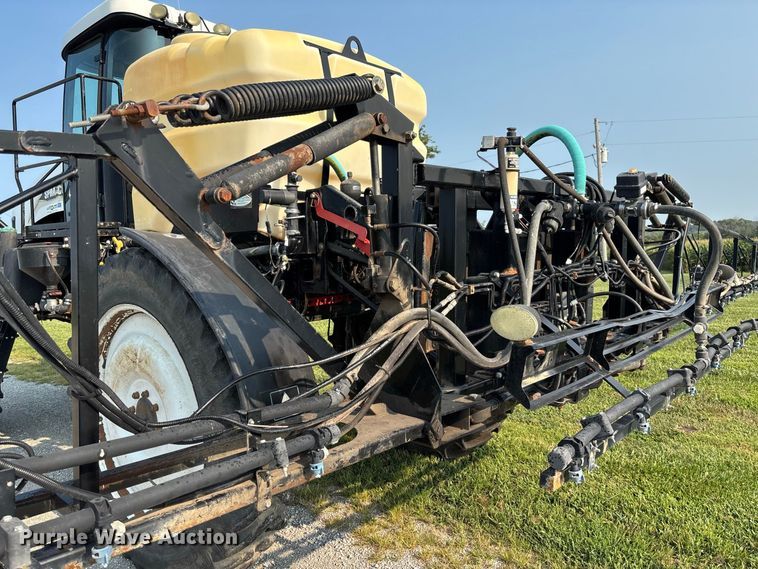 image for item DZ4522 Spra-Coupe 7650 sprayer