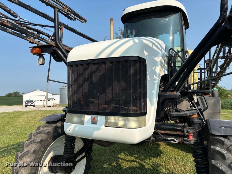 image for item DZ4522 Spra-Coupe 7650 sprayer