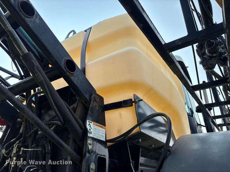 image for item DZ4522 Spra-Coupe 7650 sprayer