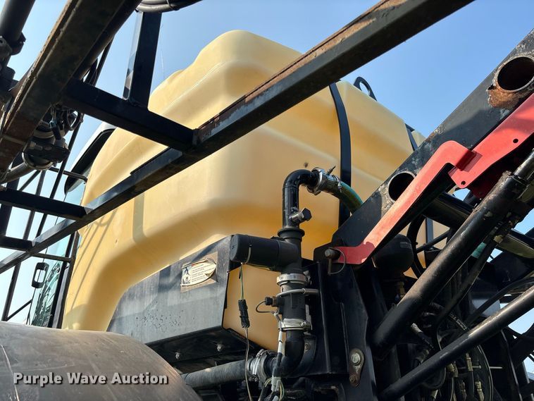 image for item DZ4522 Spra-Coupe 7650 sprayer