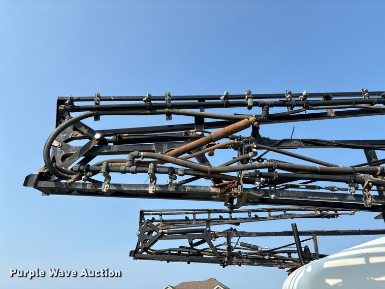 image for item DZ4522 Spra-Coupe 7650 sprayer