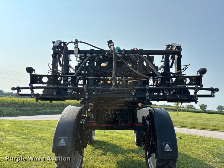 image for item DZ4522 Spra-Coupe 7650 sprayer