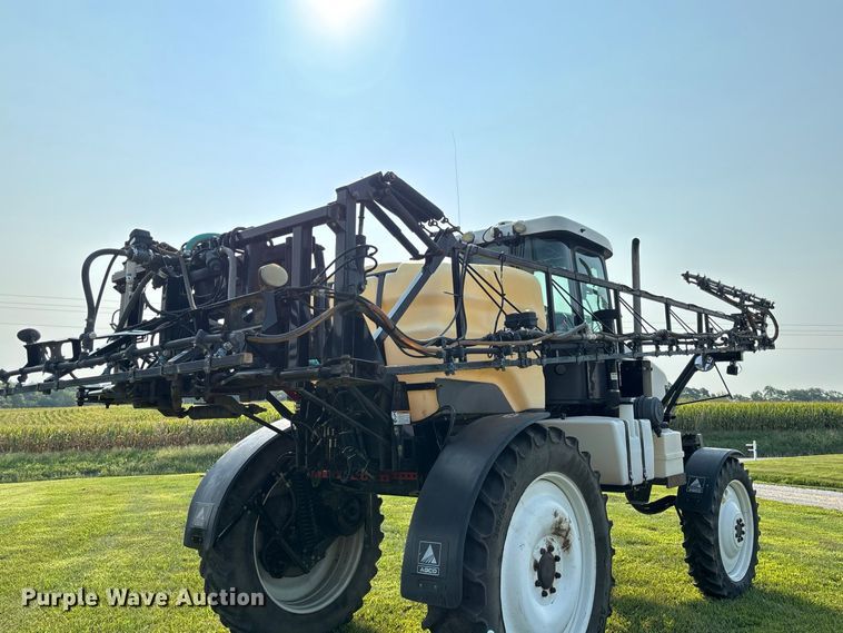 image for item DZ4522 Spra-Coupe 7650 sprayer
