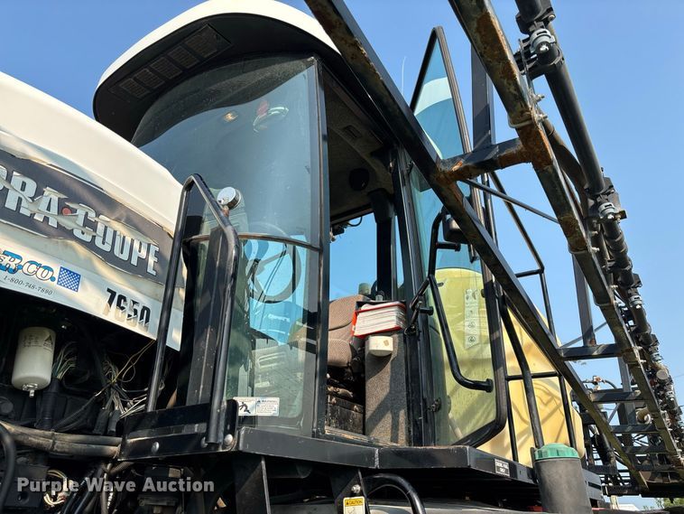 image for item DZ4522 Spra-Coupe 7650 sprayer