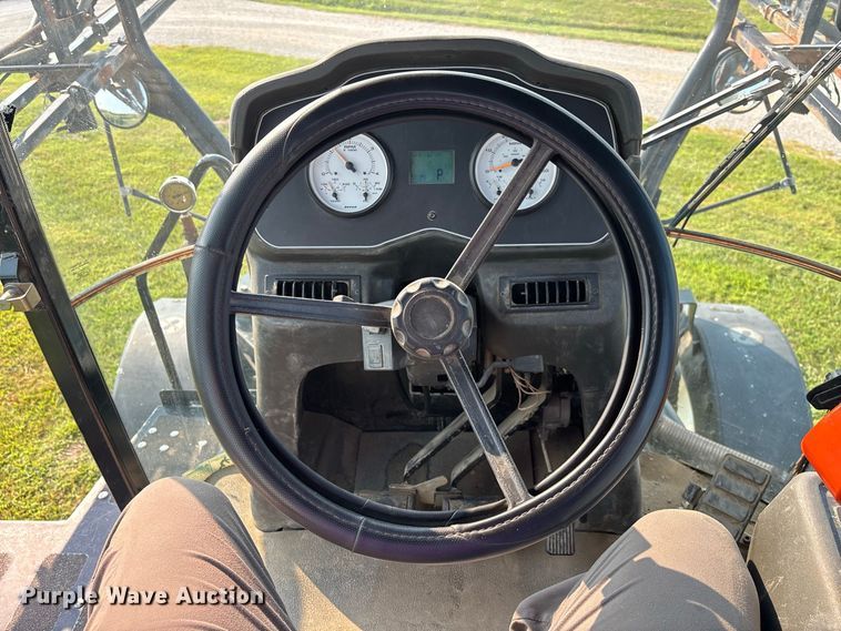 image for item DZ4522 Spra-Coupe 7650 sprayer