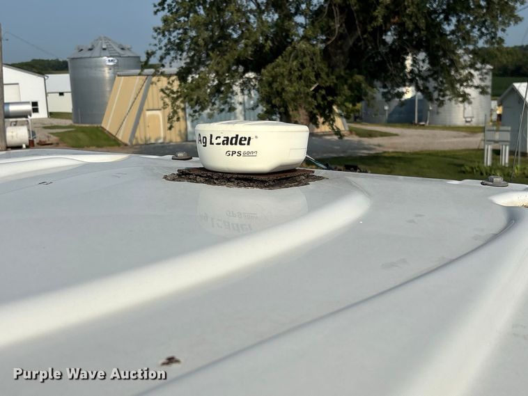 image for item DZ4522 Spra-Coupe 7650 sprayer