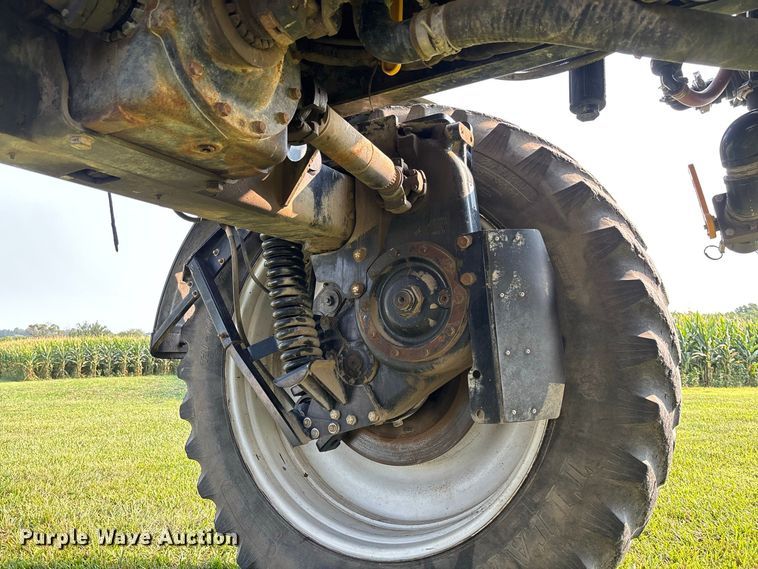 image for item DZ4522 Spra-Coupe 7650 sprayer