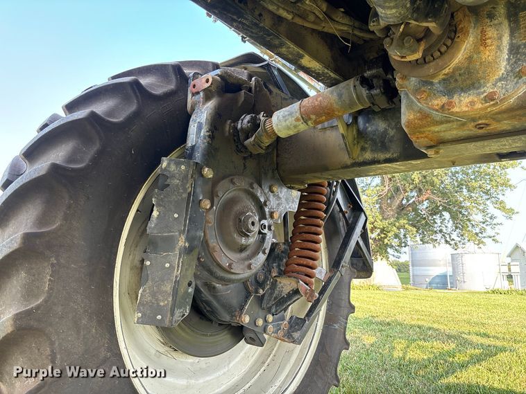 image for item DZ4522 Spra-Coupe 7650 sprayer