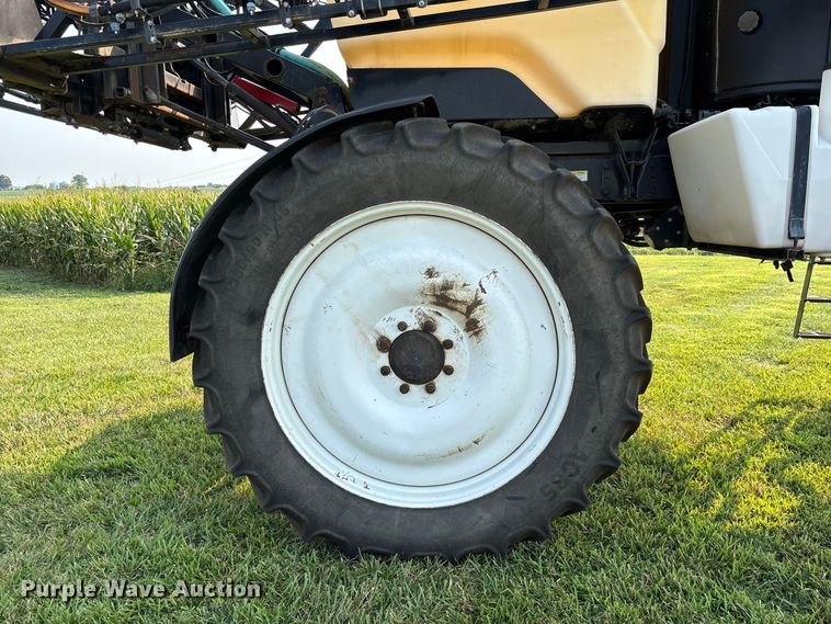 image for item DZ4522 Spra-Coupe 7650 sprayer