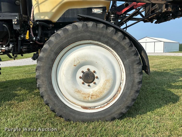 image for item DZ4522 Spra-Coupe 7650 sprayer