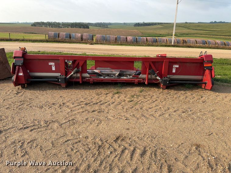 image for item EA0419 2010 Case IH 3408-30 corn head