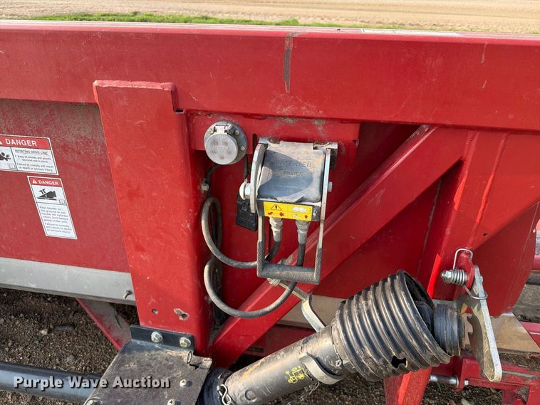 image for item EA0419 2010 Case IH 3408-30 corn head