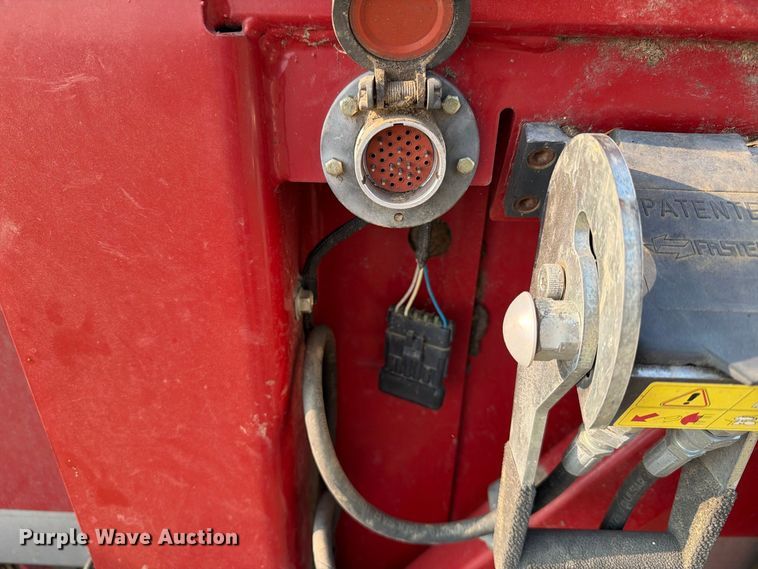 image for item EA0419 2010 Case IH 3408-30 corn head