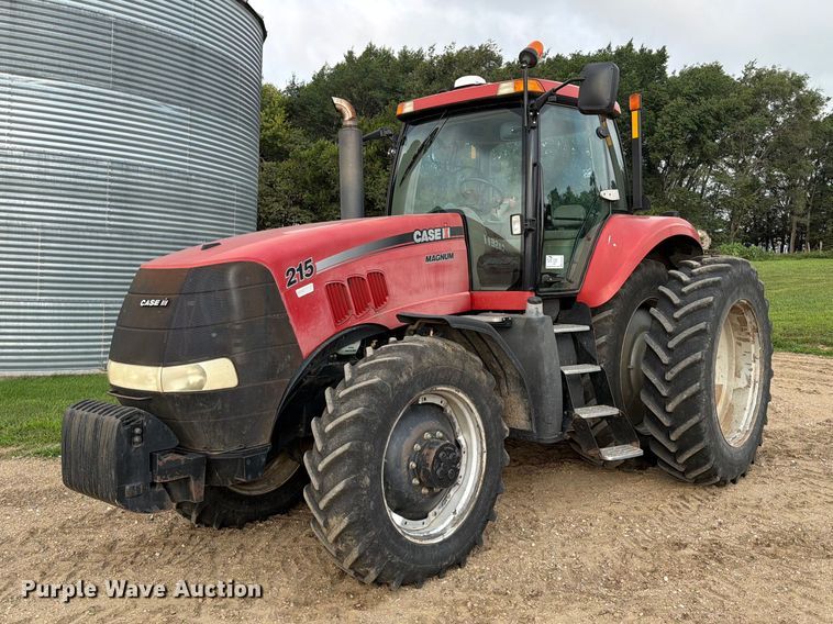 2009 Case IH Magnum 215 MFWD tractor