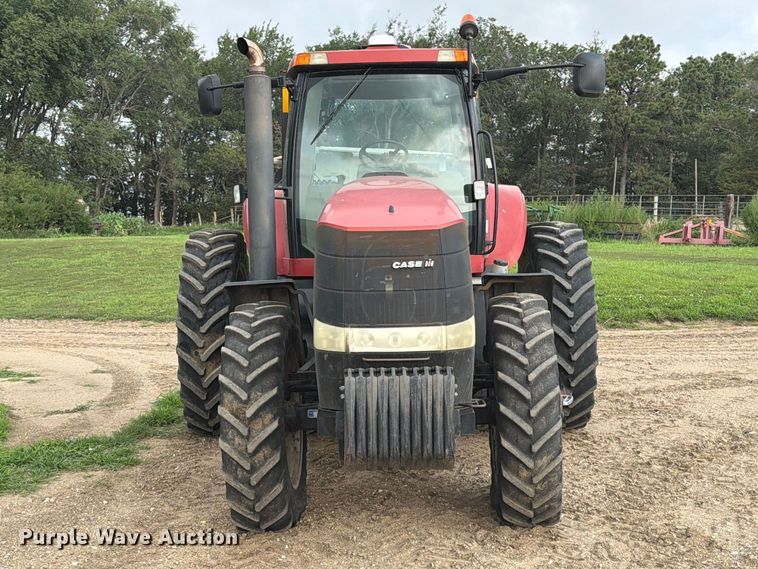 image for item EA0422 2009 Case IH Magnum 215 MFWD tractor