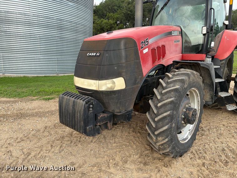 image for item EA0422 2009 Case IH Magnum 215 MFWD tractor