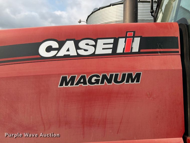 image for item EA0422 2009 Case IH Magnum 215 MFWD tractor