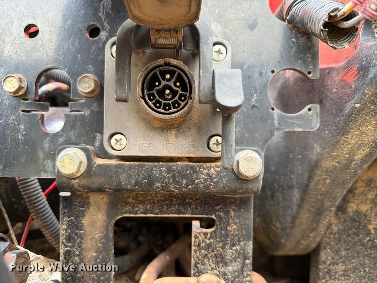 image for item EA0422 2009 Case IH Magnum 215 MFWD tractor