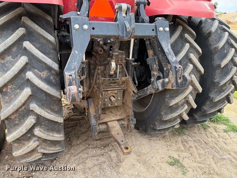 image for item EA0422 2009 Case IH Magnum 215 MFWD tractor