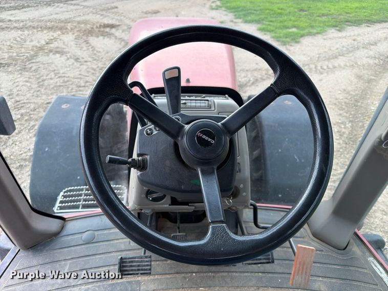 image for item EA0422 2009 Case IH Magnum 215 MFWD tractor