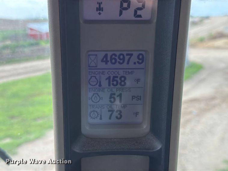 image for item EA0422 2009 Case IH Magnum 215 MFWD tractor