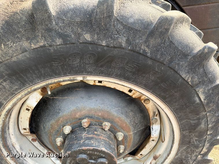 image for item EA0422 2009 Case IH Magnum 215 MFWD tractor